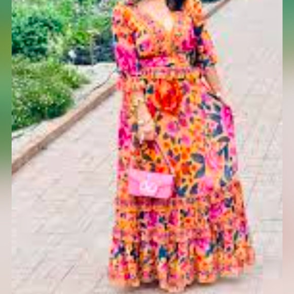 NWT Floral Dream Tiered FARM RIO dress - Picture 2 of 8